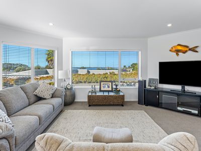 7 Omana Avenue, Shelly Beach, Helensville