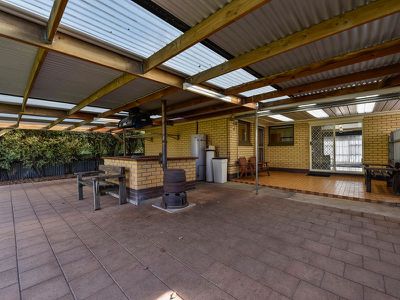 17 White Street, Millicent