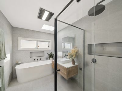 8 Mentor St, Seymour