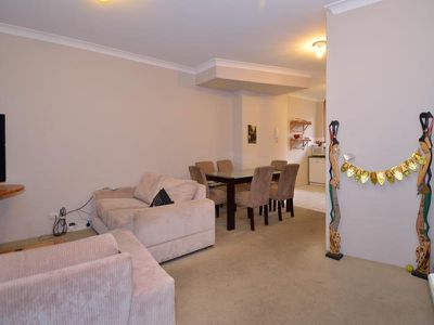 6 / 2A Short Street, Forest Lodge