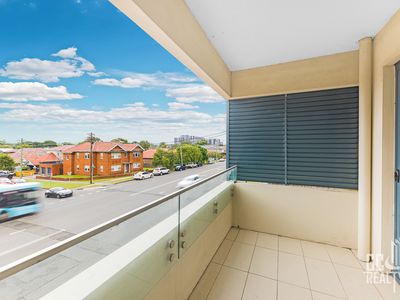 1 / 96 maroubra rd, Maroubra