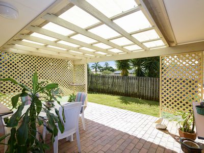 16 Glen Ayr Drive, Banora Point