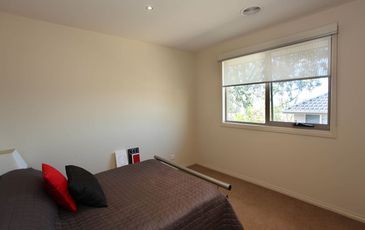 2 / 4A Buchanan Road, Berwick