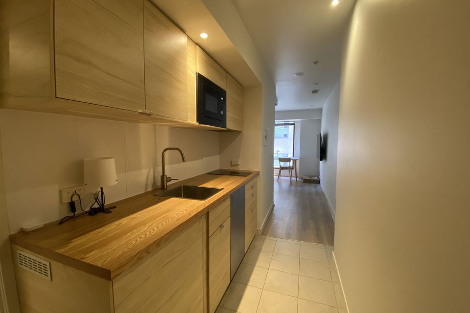 922 / 572 St Kilda Road, Melbourne