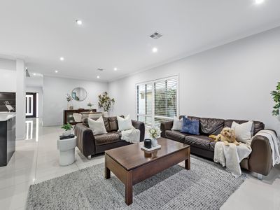 12 Birkdale Circuit, North Lakes