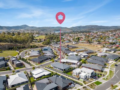 11 Dowding Crescent, New Town