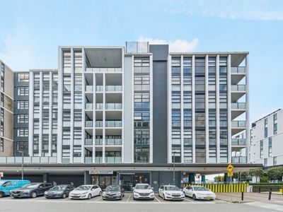 208 / 7 Village Place, Kirrawee