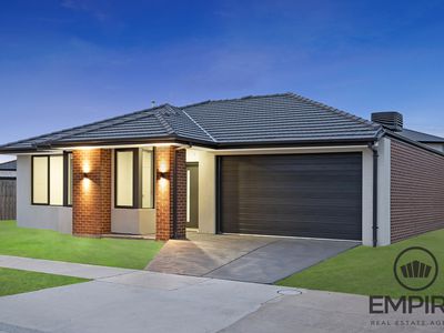7 Westerfolds St, Clyde North
