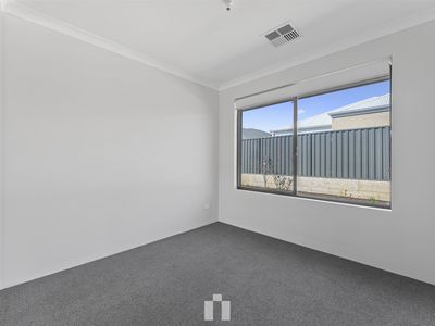 30 FURLING GROVE, Baldivis