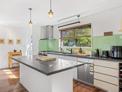 2 Vaucluse Place, Bundall