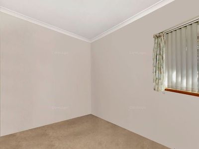 5 Lansdowne Road, South Perth