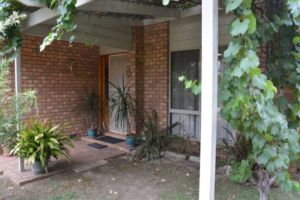 11 Smythe Street, Avenel