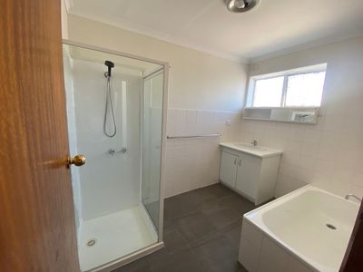 Level 1 / 549 Barkly Street, West Footscray