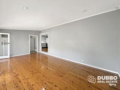 51 Roycox Crescent, Dubbo