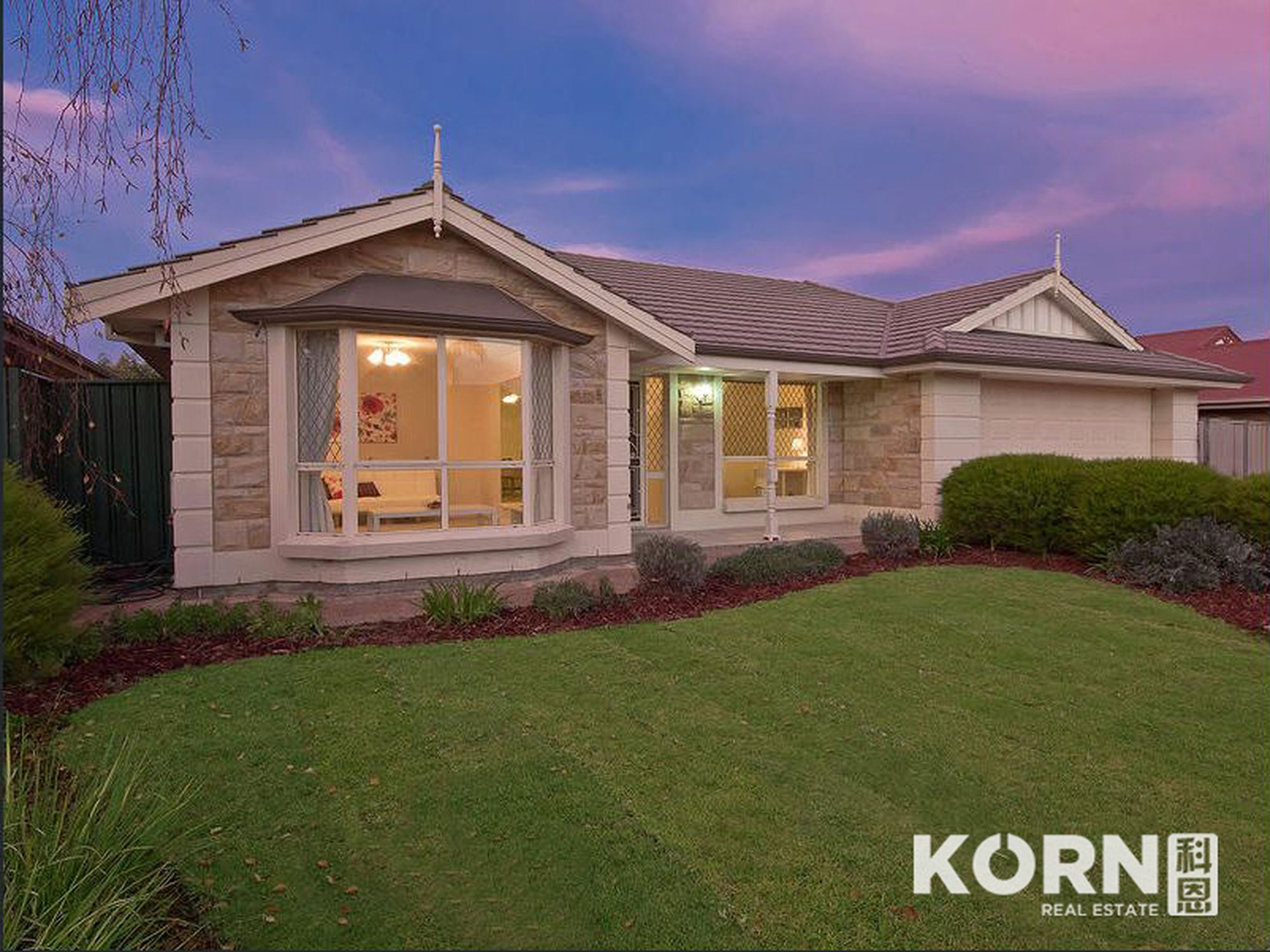 24 Acorn Parade, Oakden