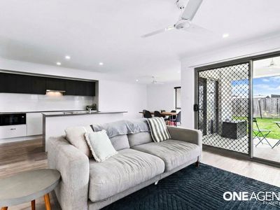 15 Sailaway Circuit, Eli Waters