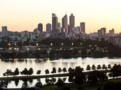 1502 / 2 Oldfield Street, Burswood