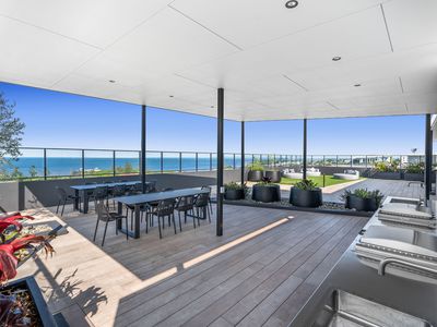 311 / 66 Bay Terrace, Wynnum