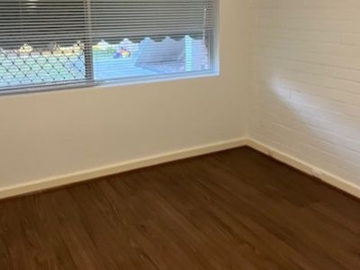 3 / 4 Villiers Street, Yokine