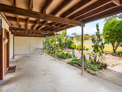 39 Lakeside Drive, Kianga