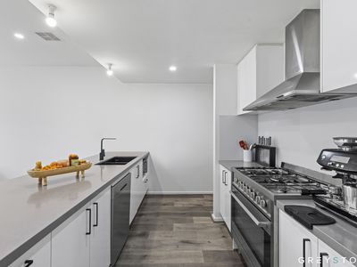 5 Meyer Crescent, Clyde North