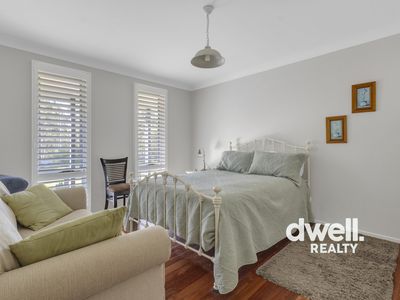 30 Woollamia Road, Falls Creek