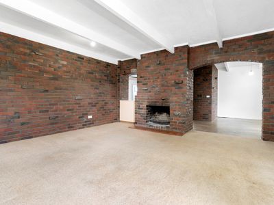 384 COLLEY STREET , Lavington