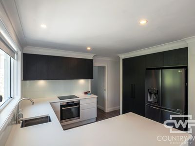 31 McInnes Street, Glencoe