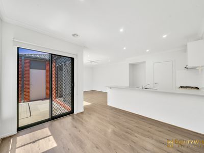 14 Muswell Walk, Wyndham Vale