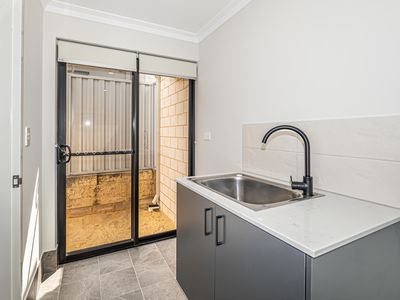 15B Calvera Gardens, Piara Waters