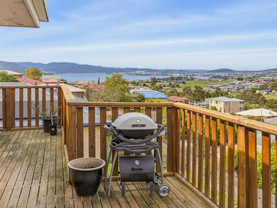 11 Lesdelle Street, Claremont