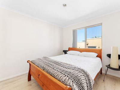 5 / 10 Marine Drive, Narooma