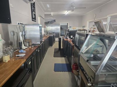 'Eskdale Cafe' 3801 Omeo Highway, Eskdale