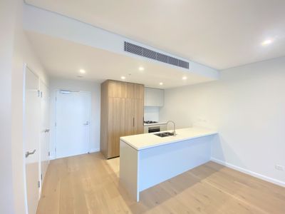 1942 / 9 Maple Tree Road, Westmead