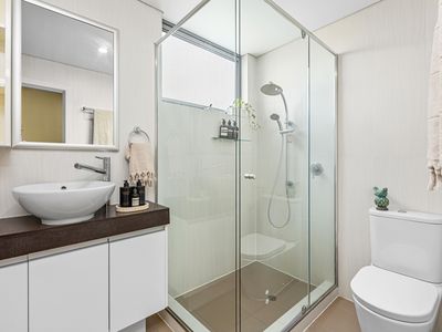 1 / 111 Summers Street, Perth