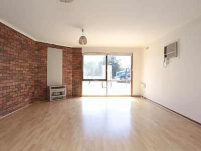 2 / 193 Ballan Road, Wyndham Vale