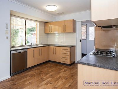 25 Redfin Crescent, Beldon