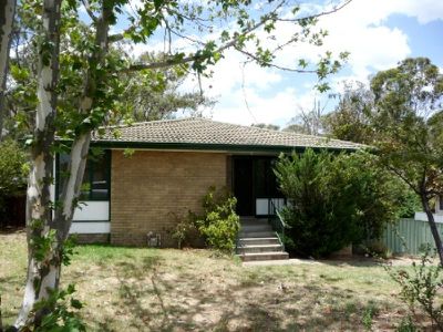 32 Waratah Crescent, West Albury