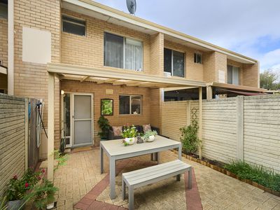 23 / 321 Harborne Street, Glendalough