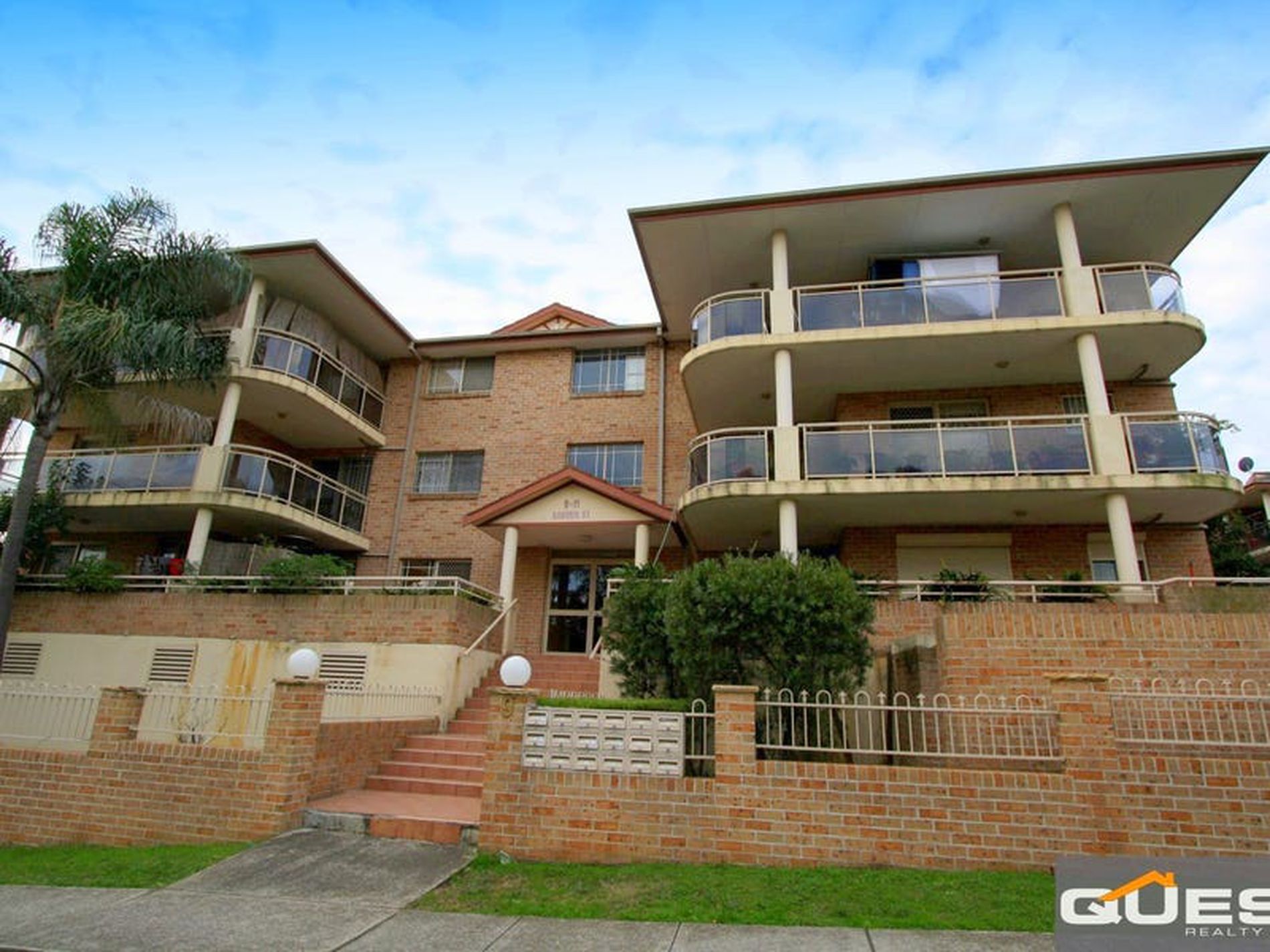 11 / 9-11 Carmen Street, Bankstown