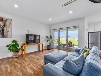 26 Lakeside Drive, Beachport