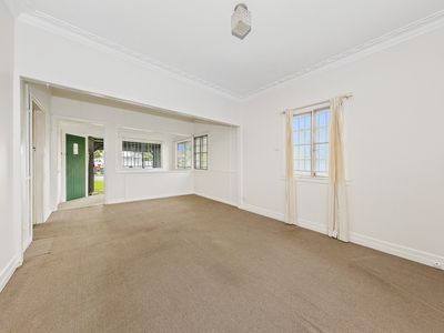11 Larwill Ave, Northgate