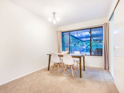 39 Narelle Crescent, Rochedale South