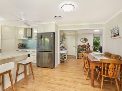 27 Amarina Avenue, Mooloolaba
