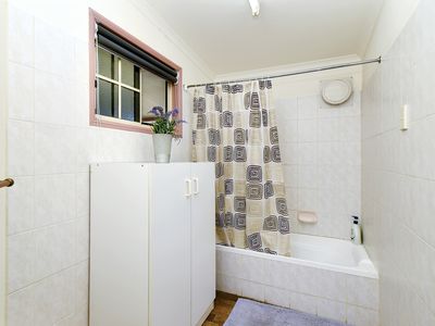 142 Cassowary street, Longreach