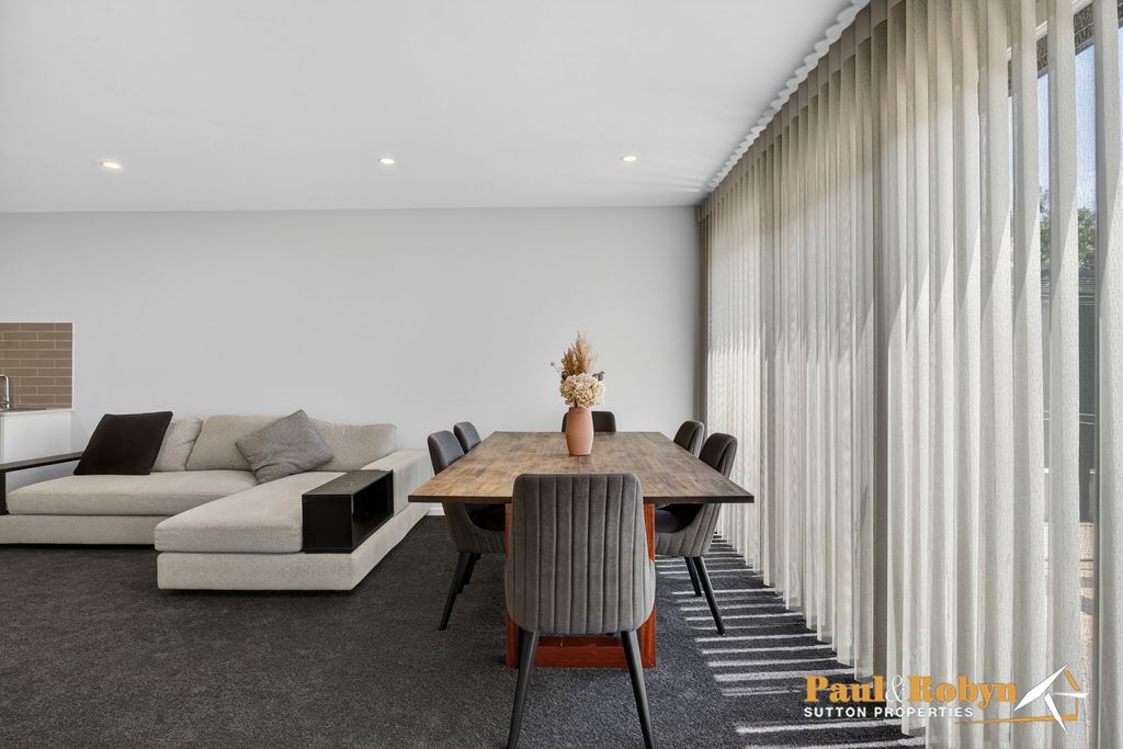 11A Woodberry Avenue, Coombs