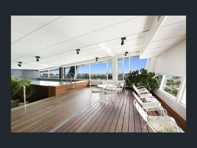 1904 / 7 Yarra Street, South Yarra