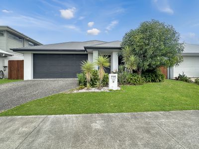 10 Periwinkle Street, Palmview