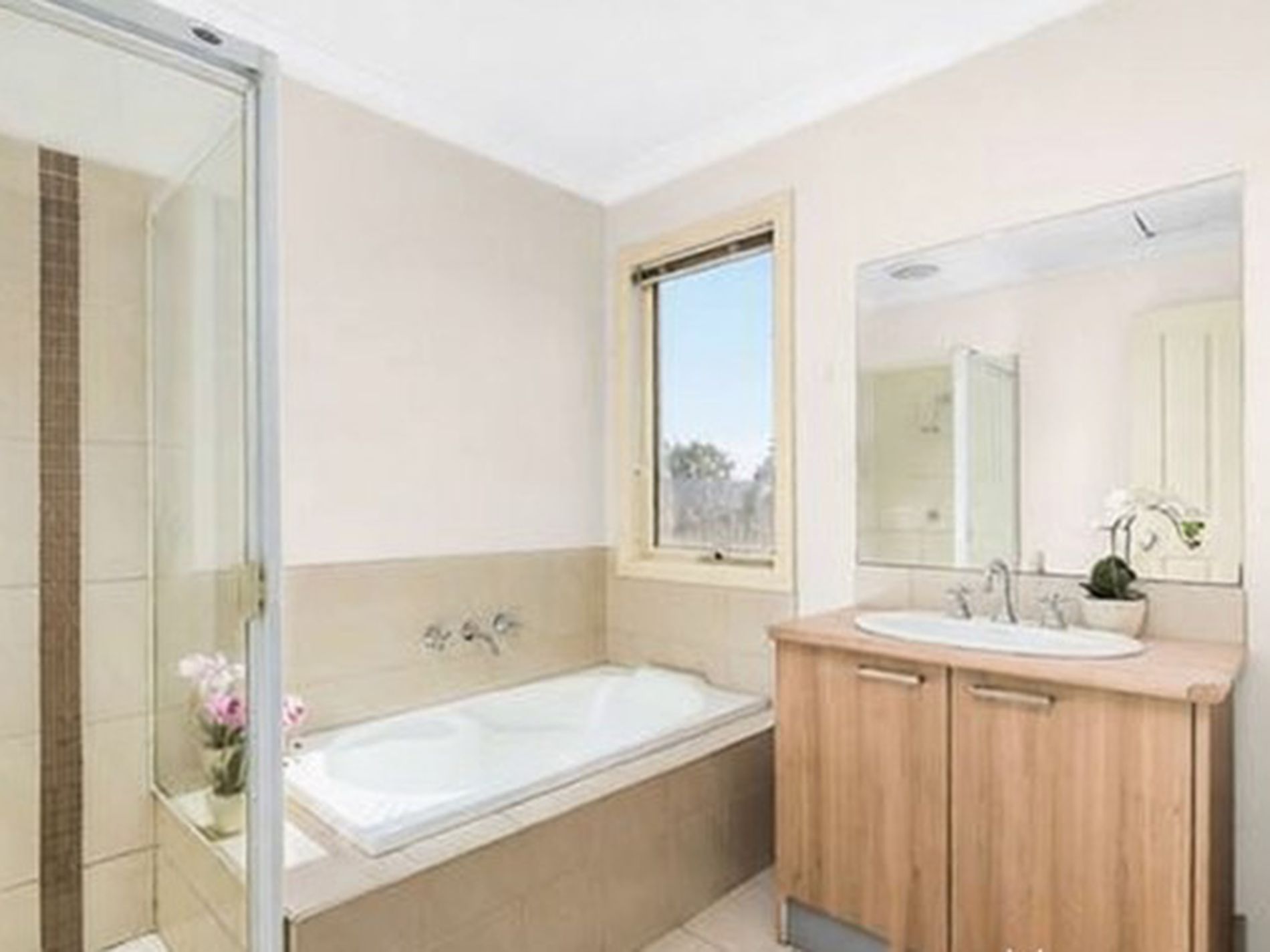 11 Hickory Drive, Narre Warren South