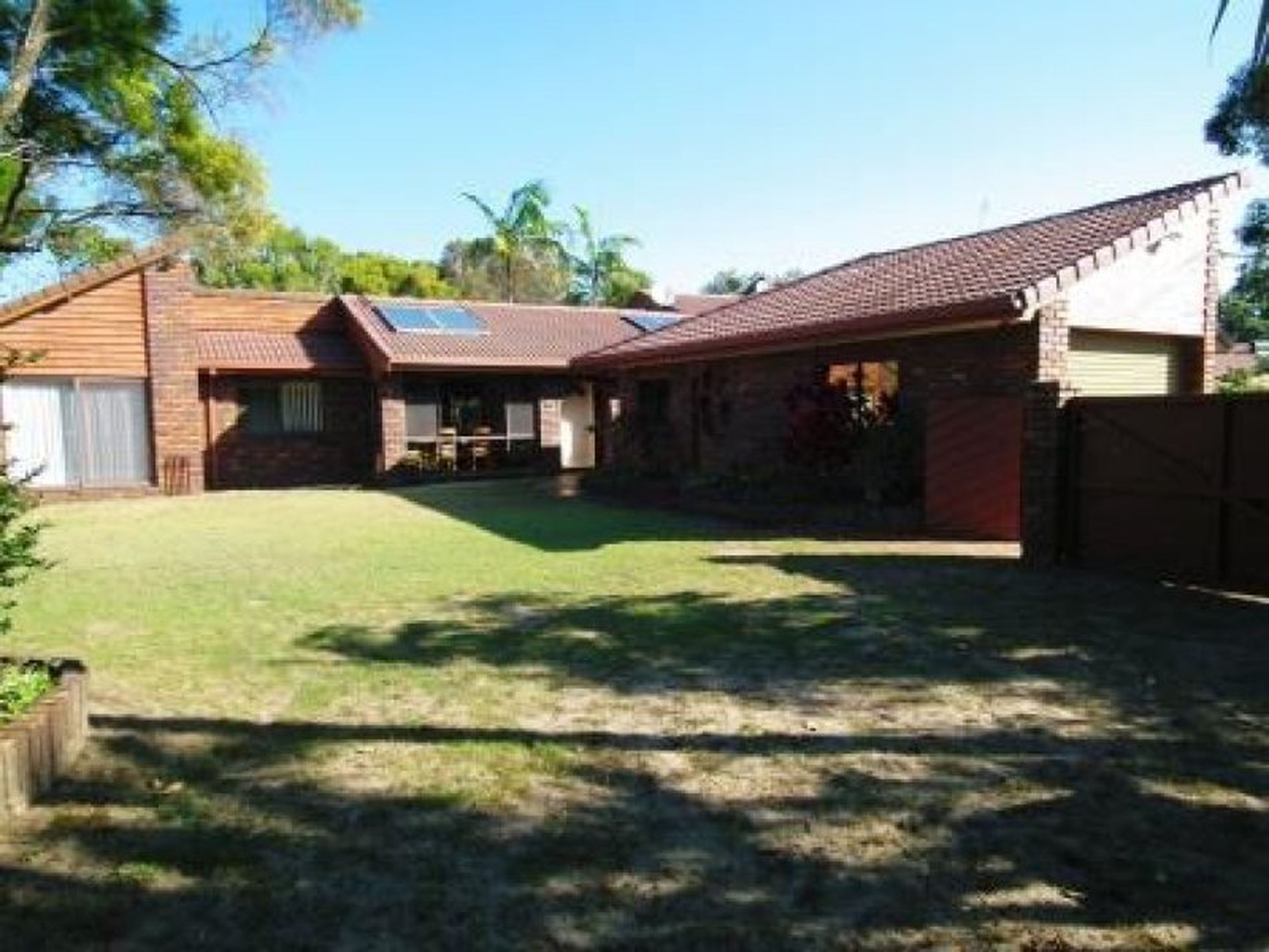 2 Sunset Place, Tweed Heads West